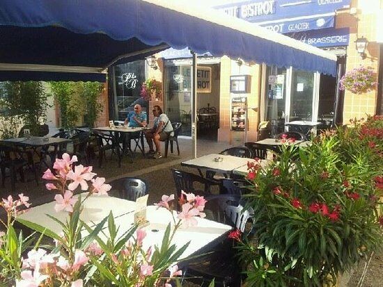 Le Petit Bistrot