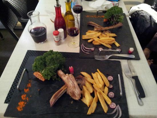Le Petit Bistrot