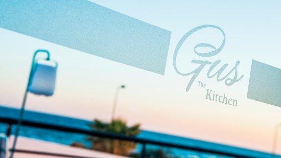 Gus - Kitchen by La Dune
