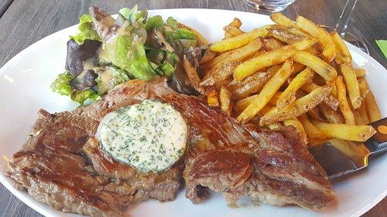 Le Classic Cafe