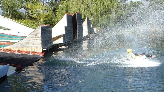 Drop-in Cerdanya Water Jump Park