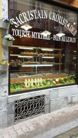 At Patisserie Gillou