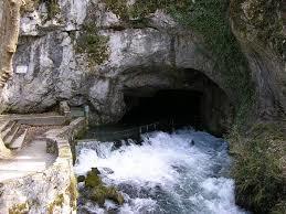 Fontaine intermittente de Fontestorbes