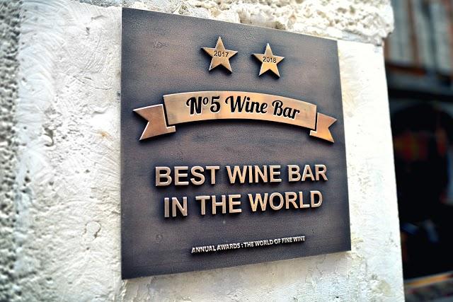 N°5 Wine bar