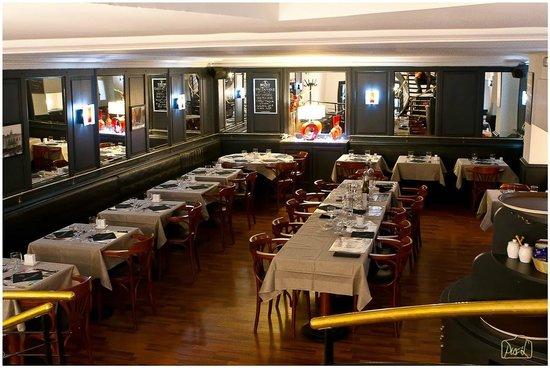Cafe Daroles