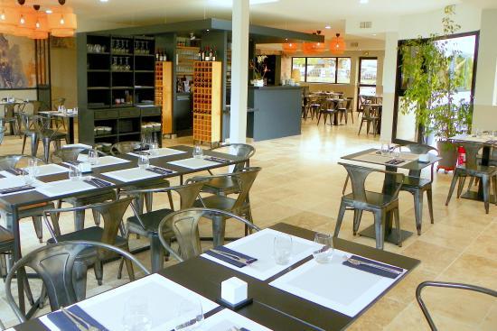 D2 restaurant
