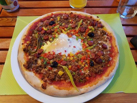 Vince's Pizz