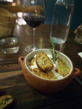 L'Ours Qui Boude Restaurant