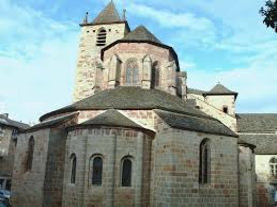 la collégiale Saint-Martin de La Canourgue