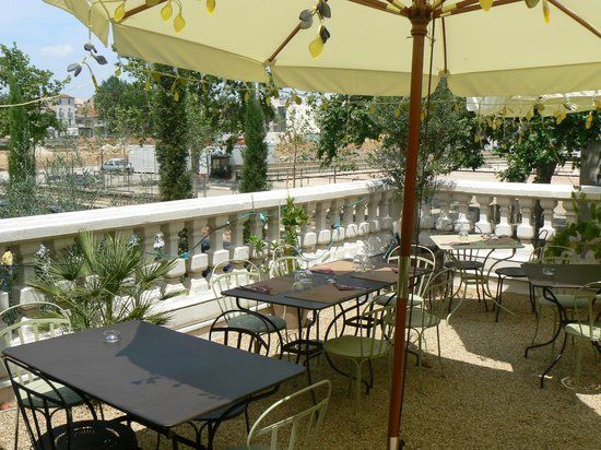 Bistro Maison Blanche