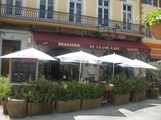 Le Grand Café