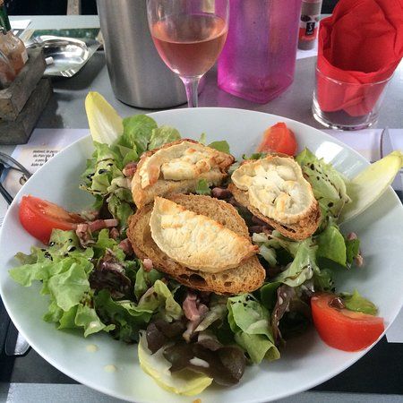 La Taverne