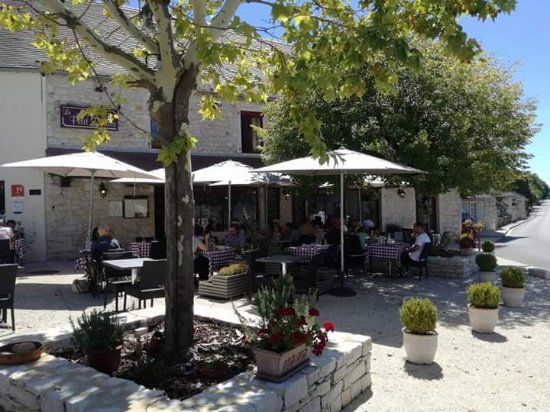 Le Petit Relais