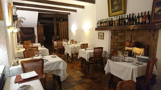 Les Antiquaires